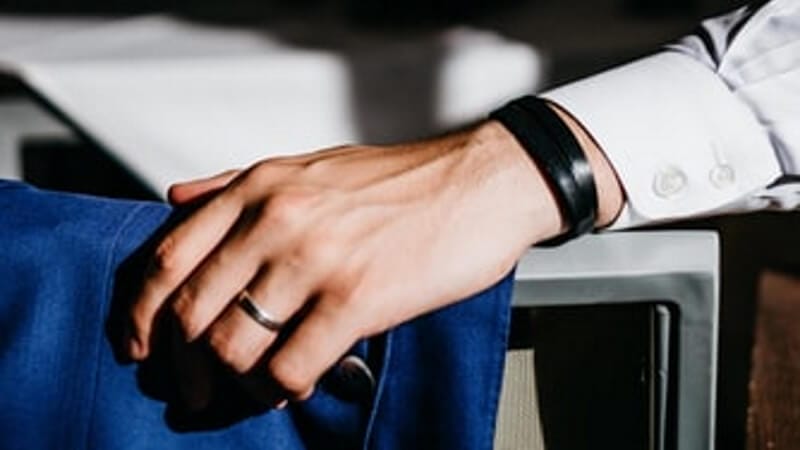 perché attiro uomini impegnati